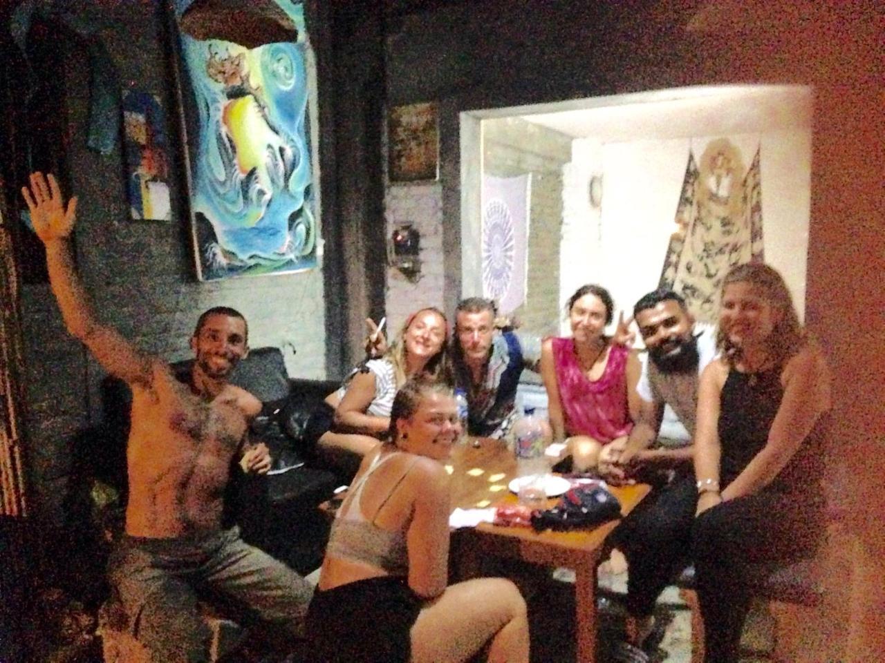 Apollo Hostel Ловіна Екстер'єр фото
